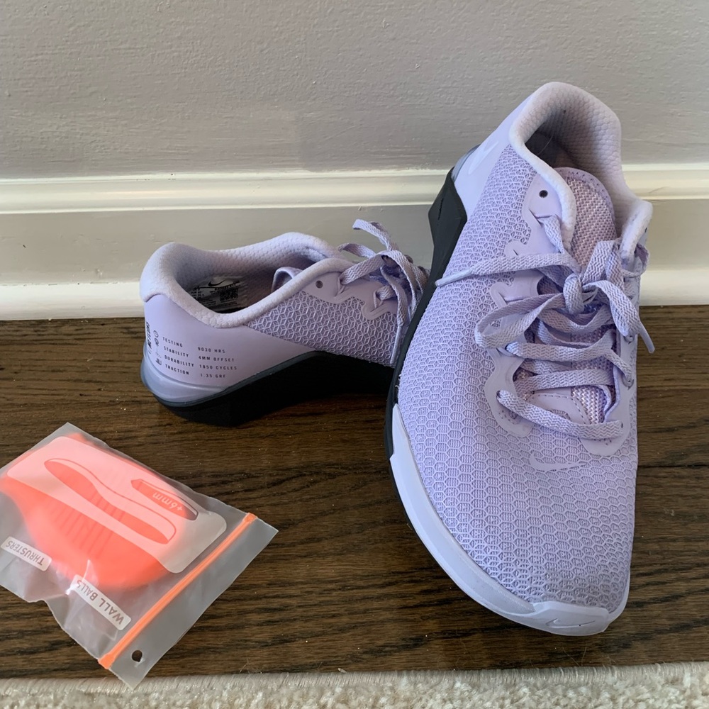 Lavender Nike Metcon 5 womens size 8.5